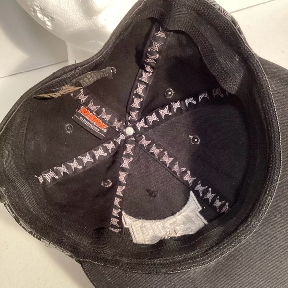 Tapout Mens Black Fitted Hat S/M  Fence MMA Spell Out Tek Flex - Picture 5 of 7